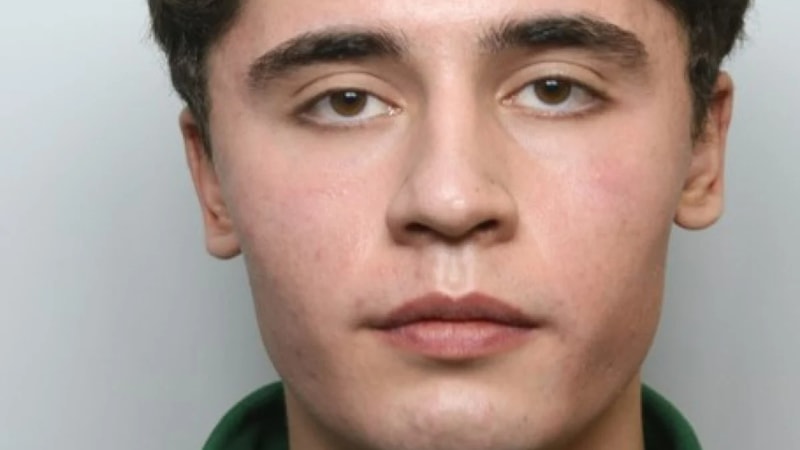 İngiltere'de hapishaneden kaçan eski askeri yakalamak için kamuoyundan yardım istediler