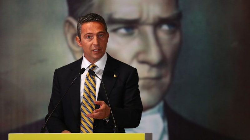 Ali Koç'tan Atatürk Stadyumu için çağrı: Gelin stadın adını değiştirmek için oy verin