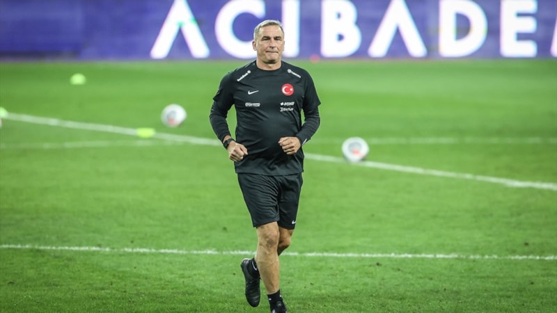 Ermenistan'la berabere kalınca sosyal medya yıkıldı: Stefan Kuntz istifa