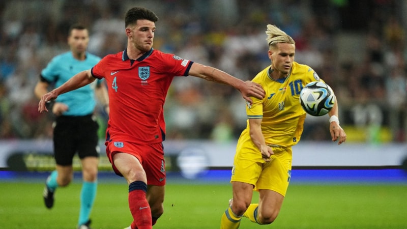 İngiltere, Ukrayna ile berabere kaldı