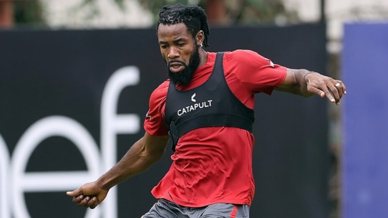 Galatasaray'da Christian Luyindama elde kaldı