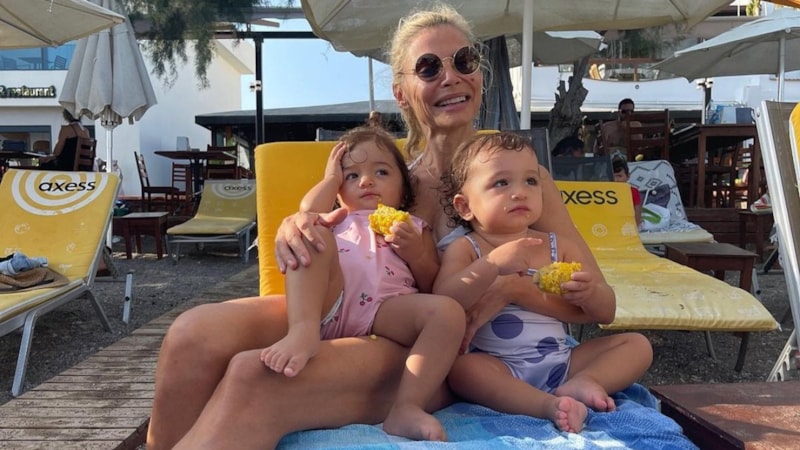 Seray Sever ikizlerini paylaştı