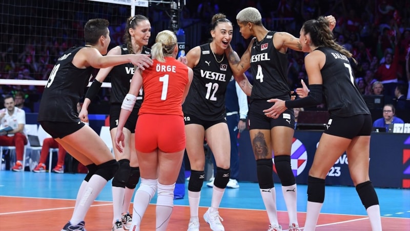 A Milli Kadın Voleybol Takımı'nda 5 isim rüya takıma seçildi