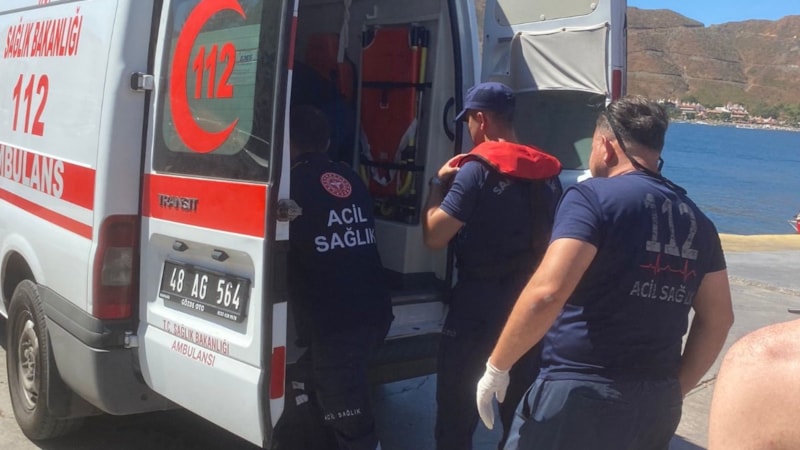 Muğla'da boğulma tehlikesi geçiren şahıs hastanede can verdi