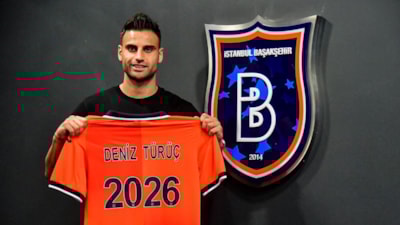 Başakşehir, Deniz Türüç'ün sözleşmesini uzattı