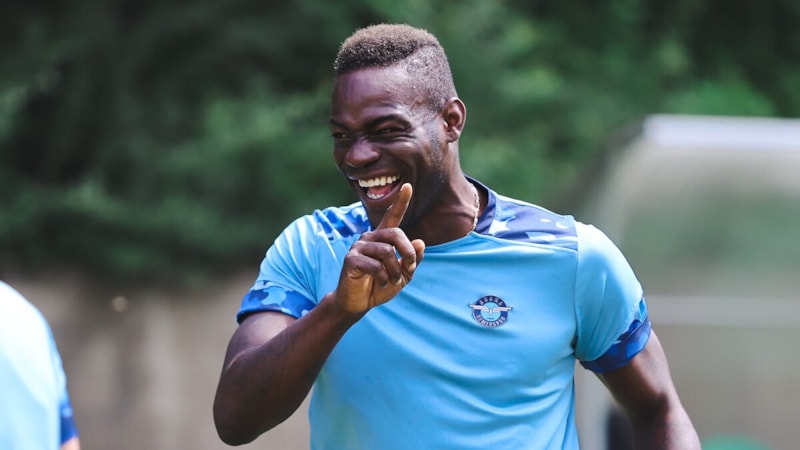 Süper Lig'in dişli takımı bombayı patlattı! Mario Balotelli ile anlaşma tamam