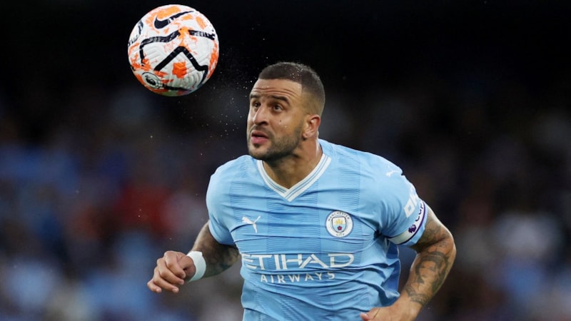 Manchester City, Kyle Walker'ın sözleşmesini yeniledi
