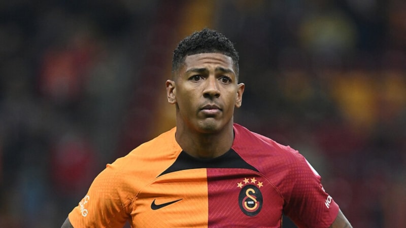 Patrick van Aanholt: Galatasaray başkanına çok kızdım