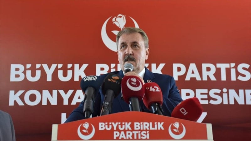 Mustafa Destici: Türkiye artık darbe anayasasından kurtulmalı