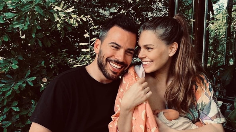 Aslı Enver, kızı Elay ile yeni paylaşım yaptı