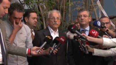 Özgür Özel, Murat Karayalçın'ı ziyaret etti