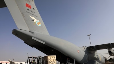 Türkiye'den Afganistan'a tıbbı malzeme yardımı ulaştı