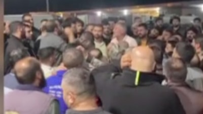 İstanbul'da esnaf teknecilerin denize açılmamasına tepki gösterdi: Vatandaş pahalı yesin istiyorlar