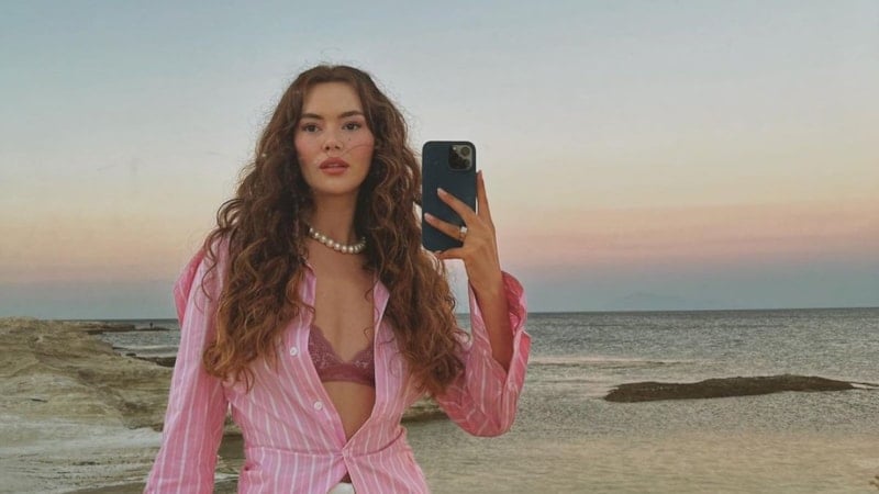 Seray Kaya imaj değiştirdi