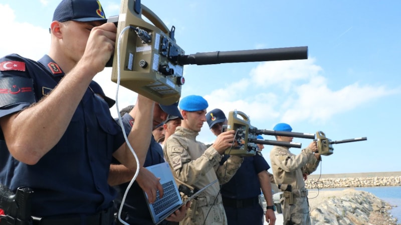 Savunma sanayiinde yeni milli cihaz!  Terörle mücadele ve afetlerde kullanılacak...