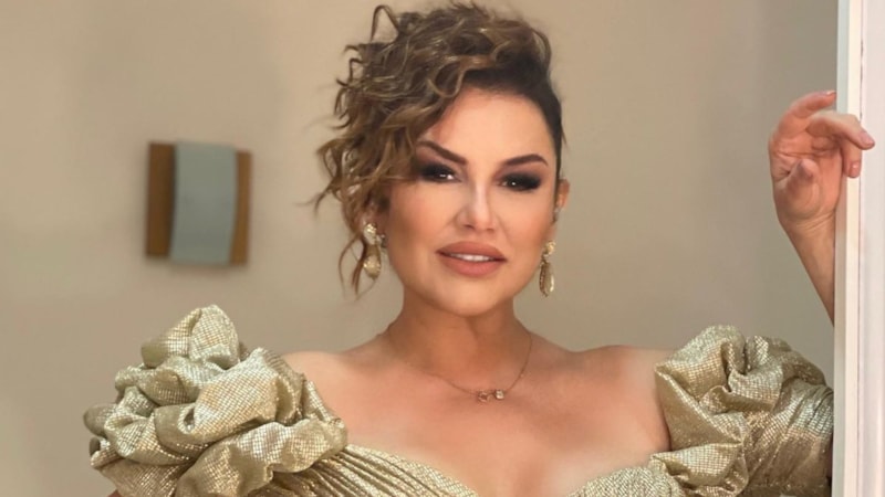 Deniz Seki'nin acı günü! Sosyal medyadan paylaştı: Annemizi kaybettik...