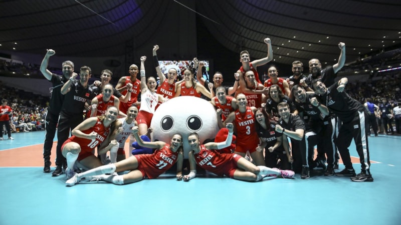 A Milli Kadın Voleybol Takımı, Belçika'yı set vermeden devirdi