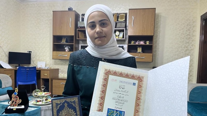 Dünya birincisi kadın hafız, Kur'an yakanlara tepki gösterdi