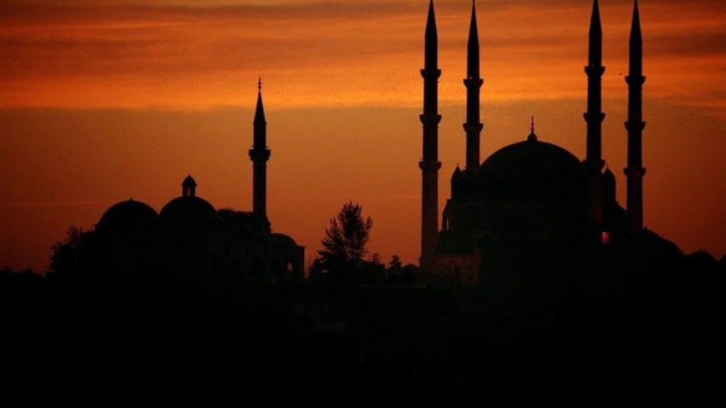 Kandil gecesi yapılacak özel ibadetler var mıdır? Mevlid Kandili gecesinde nasıl ibadet edilmelidir?