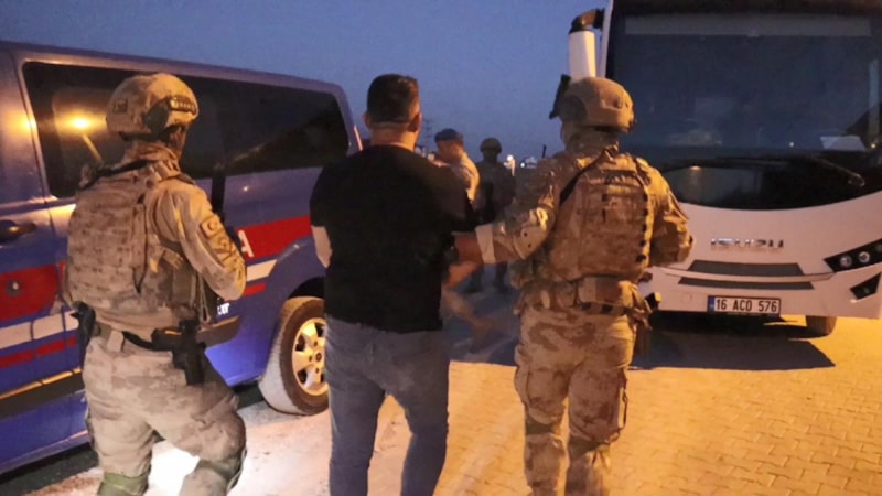 Bursa merkezli 4 ilde tefecilere operasyon! 34 gözaltı