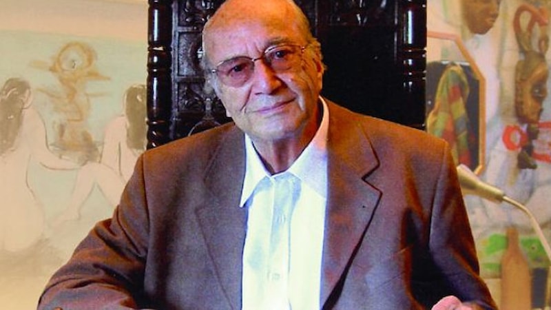 Hayatını kaybeden gazeteci ve yazar Hıfzı Topuz'un yazdığı kitaplardan seçmeler