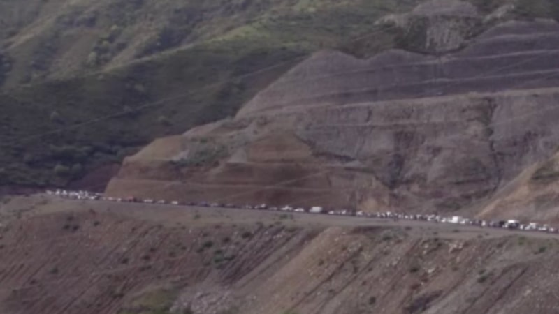 Ermenilerin Karabağ'dan gönülü tahliyesi sürüyor! 42 bin 500 Ermeni ayrıldı