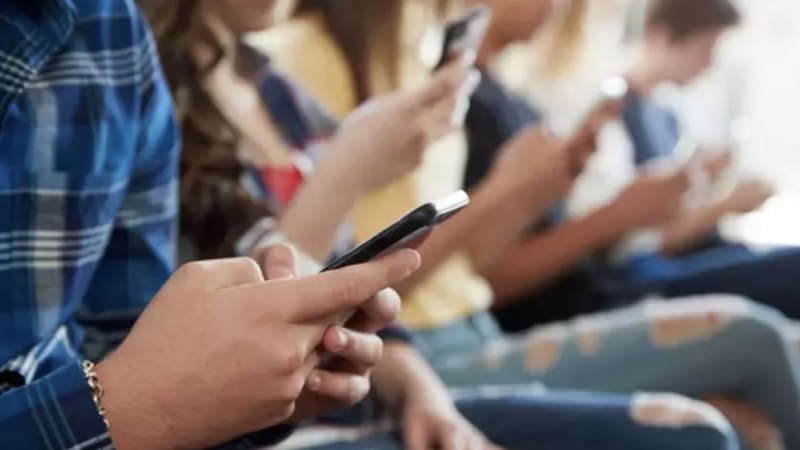 Öğrenciler 10 GB interneti ekimde kullanmaya başlayacak