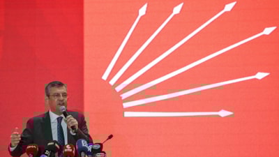 Özgür Özel'den TSK'ya iftira atan Sezgin Tanrıkulu'na destek: 'Linç edecek hiçbir şey görmüyorum'