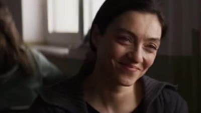 Altın Koza Film Festivali'nde gösterime giren Kutu Otlar Üstüne filminin biletinin 10 bin TL olması cep yaktı