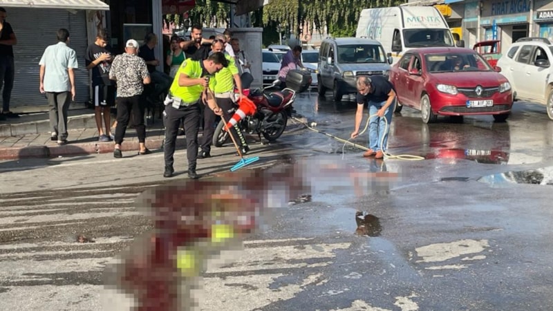 Adana'da boşanma aşamasındaki eşlerin kavgasında kan aktı