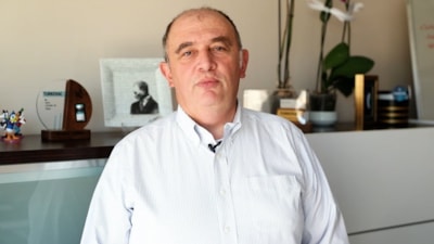 Fahrettin Koca paylaştı: Ateş Kara, Kovis-19'un eris varyantını anlattı