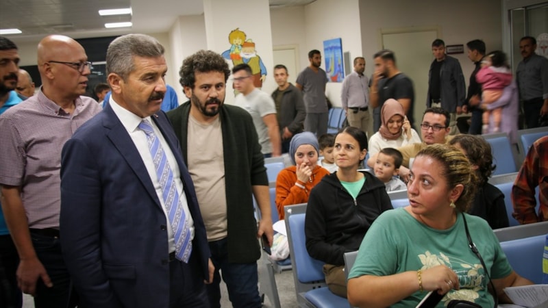 Uşak'ta 65 öğrenci gıda zehirlenmesi şüphesiyle hastanelik oldu