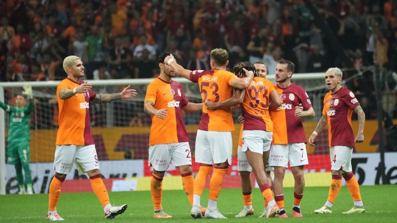 Galatasaray, Ankaragücü'nü 2 golle geçti