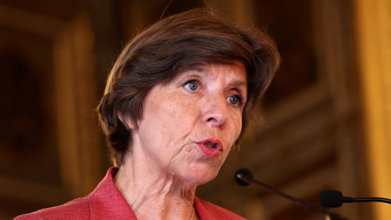 Fransa Dışişleri Bakanı Ağrı Dağı'nı Ermenistan toprağı olarak gösterdi