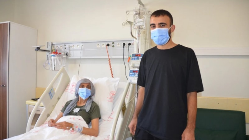 Balıkesir'de 7 yıldır diyalize giren annesine böbreğini verdi: Annem artık denize girebilecek