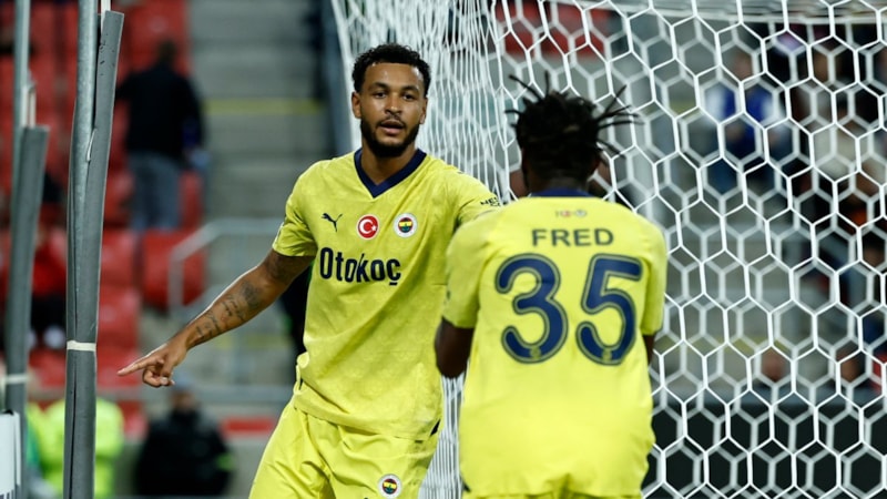 Fenerbahçe, Spartak Trnava'yı iki golle geçti