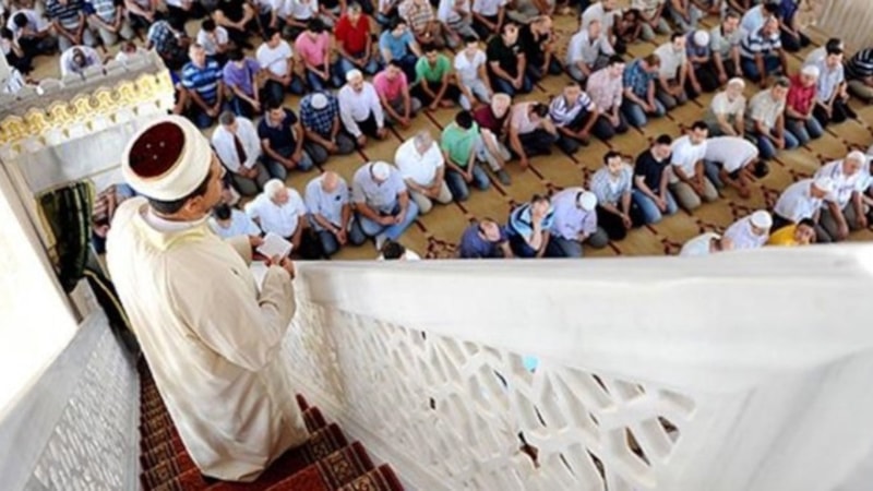 6 Ekim Cuma hutbesi konusu: 'Camiler ve Din görevlileri: 'Hayrın anahtarı, şerrin kilidi'