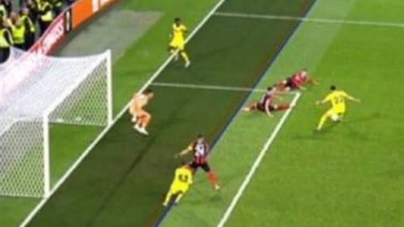 Sebastian Szymanski'nin sayılmayan golü Fenerbahçelileri kızdırdı