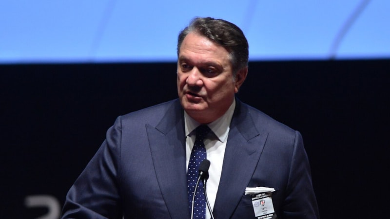 Beşiktaş'ta başkanlığa ilk aday çıktı: Hasan Arat resmen duyurdu