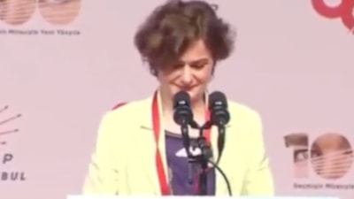 Canan Kaftancıoğlu partisinin il başkanı olarak son kez seslendi! Değişimciler tarafından yuhalandı...