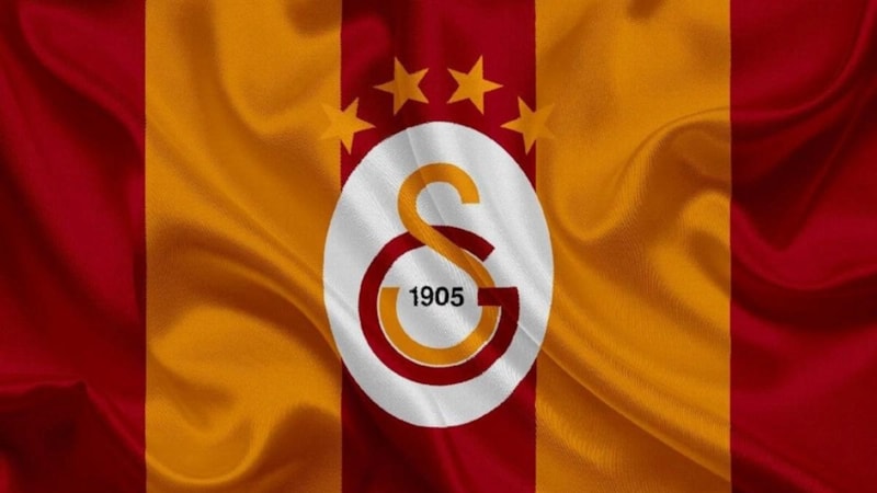 Galatasaray’ın yeni sezon 3. forması ortaya çıktı! Fiyatı dudak uçuklatıyor…