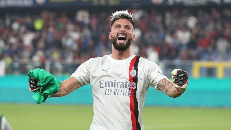 Milan, OIivier Giroud'nun kaleci formasını satıyor