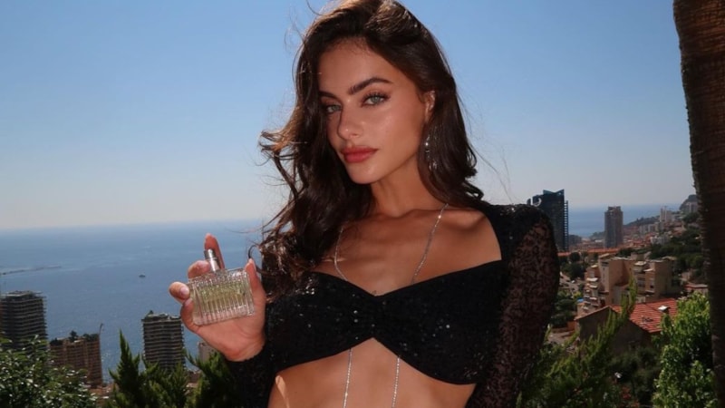 İsrailli model Yael Shelbia isyan etti