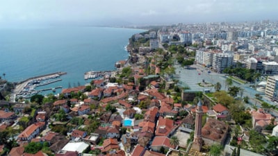 'Uygun fiyat' yerine 'vatandaşlığa uygun' ilanı: Antalya'daki emlak ilanları değişti!