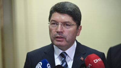 Yılmaz Tunç'tan Kılıçdaroğlu'nun tezkere kararına yanıt: 'Hayır oyu vermesi çok talihsiz'