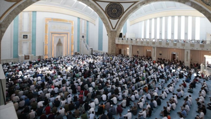 Diyanet'in Cuma hutbesi: Zulümle âbâd olunmaz