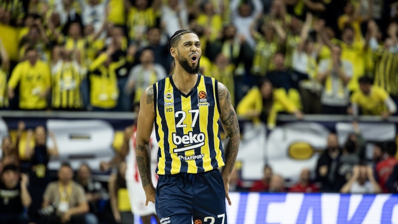 Fenerbahçeli Tyler Dorsey'nin ayak tarak kemiği kırıldı