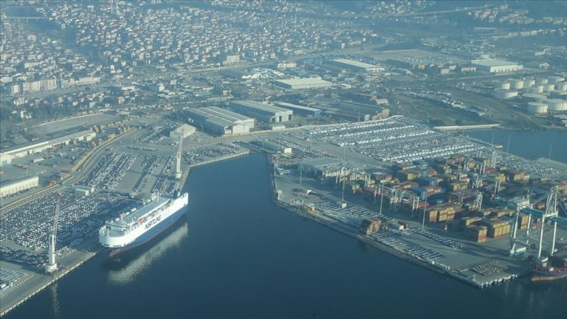 Türkiye'nin binek otomobil ihracatı 8 milyar doları geçti