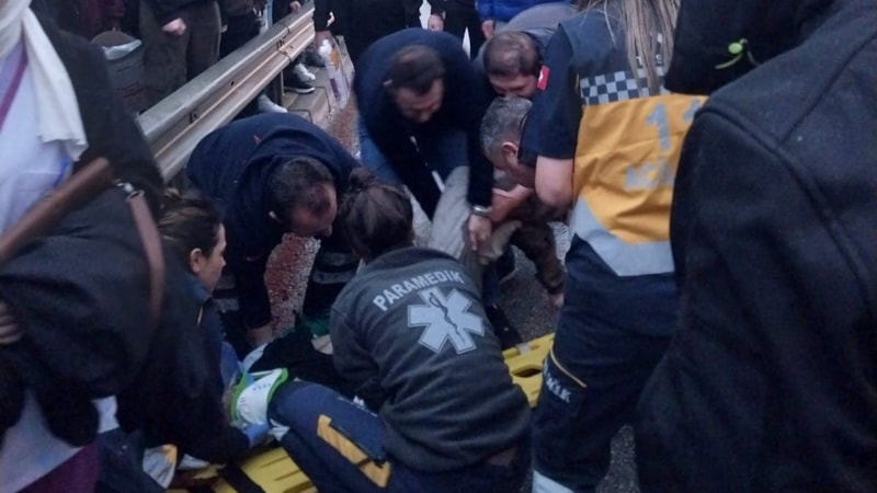 Kocaeli'de otomobilin çarptığı üniversite öğrencisi hayatını kaybetti