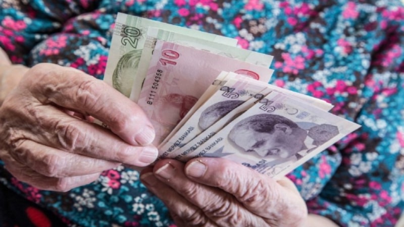 Emeklilere 5 bin TL yattı mı? Direkt hesaba...SON DAKİKA 29 Ekim ikramiyesi ne zaman ödenecek?